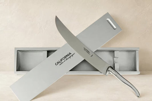 Do Champagne Sabers Need to Be Sharp?