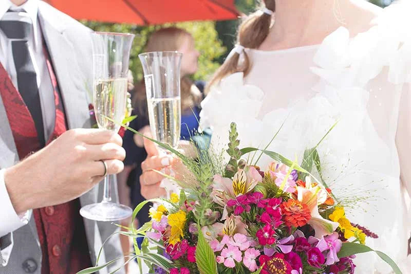 Create an extravagent wedding celebration with Champagne sabers