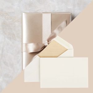 Gift wrapping and handwritten note